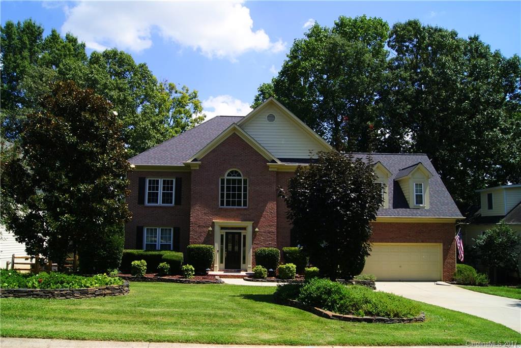 4923 Foxbriar Trail Charlotte NC 28269