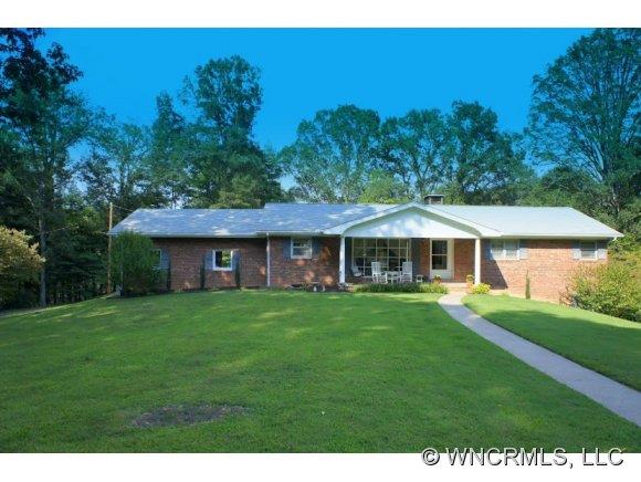 3 Tanbark Trail Candler NC 28715