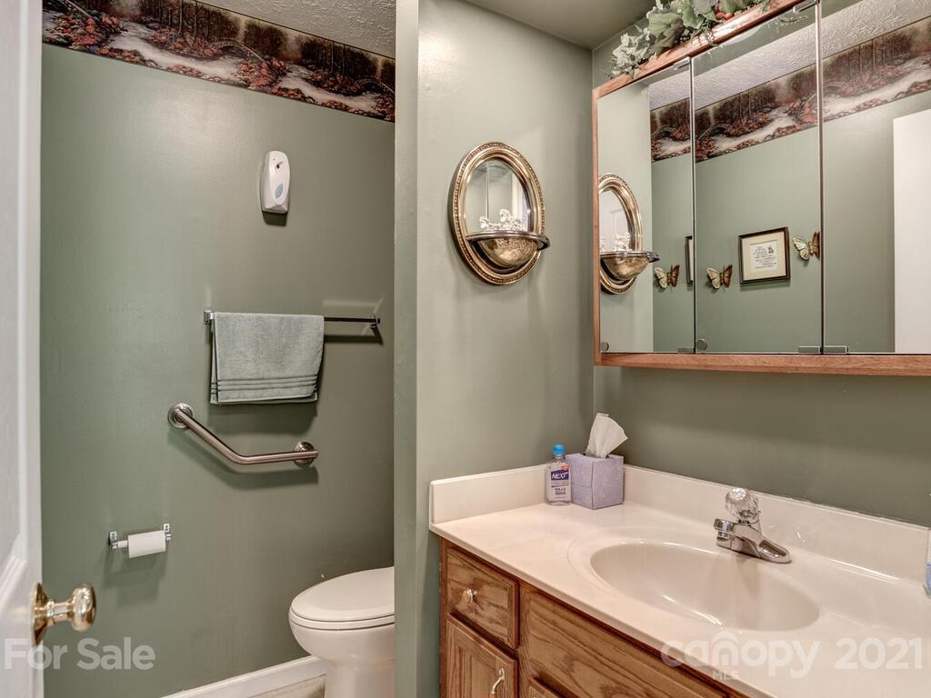 4062 Chapel Hill Road Marshall NC 28753
