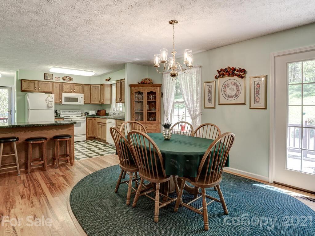 4062 Chapel Hill Road Marshall NC 28753