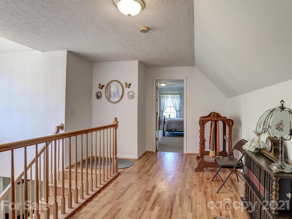 4062 Chapel Hill Road Marshall NC 28753