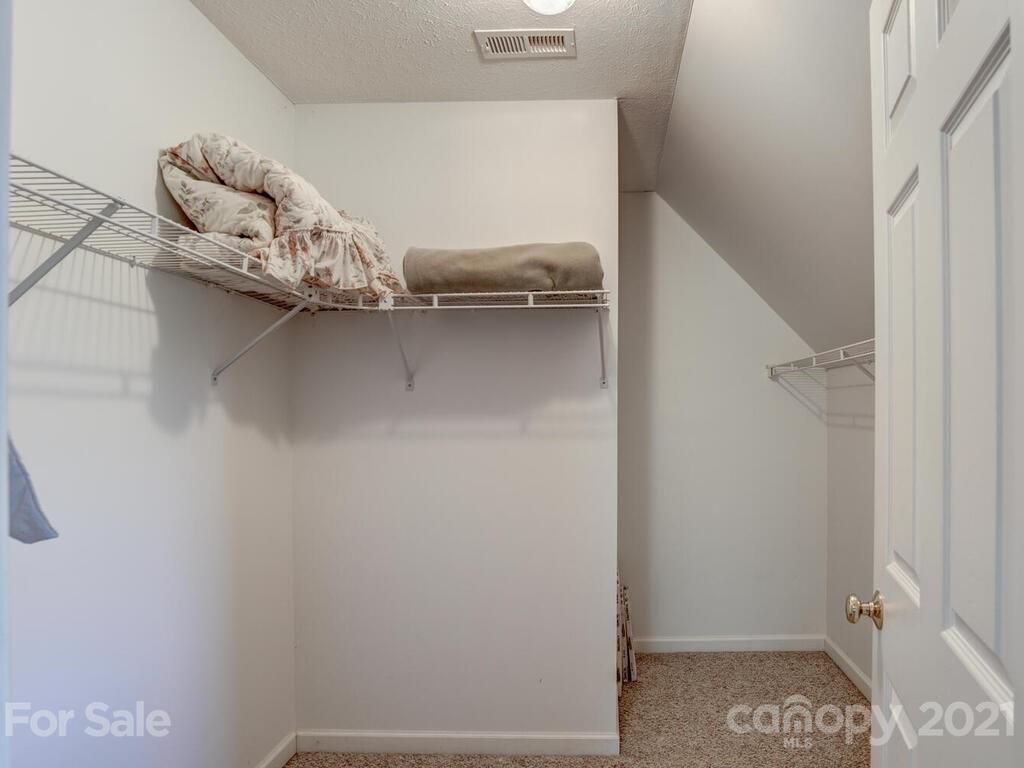 4062 Chapel Hill Road Marshall NC 28753