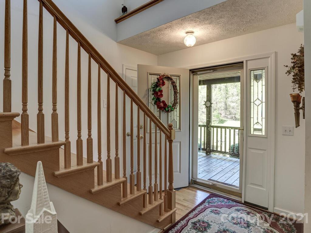 4062 Chapel Hill Road Marshall NC 28753