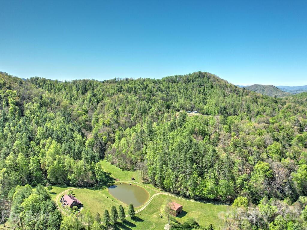 4062 Chapel Hill Road Marshall NC 28753