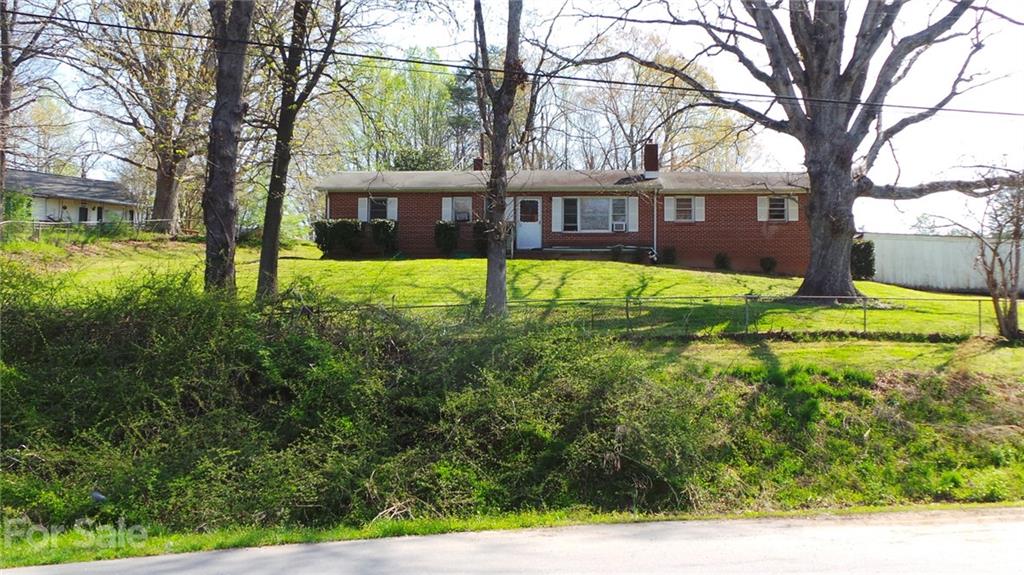 2880 14th Avenue Circle SE Hickory NC 28602