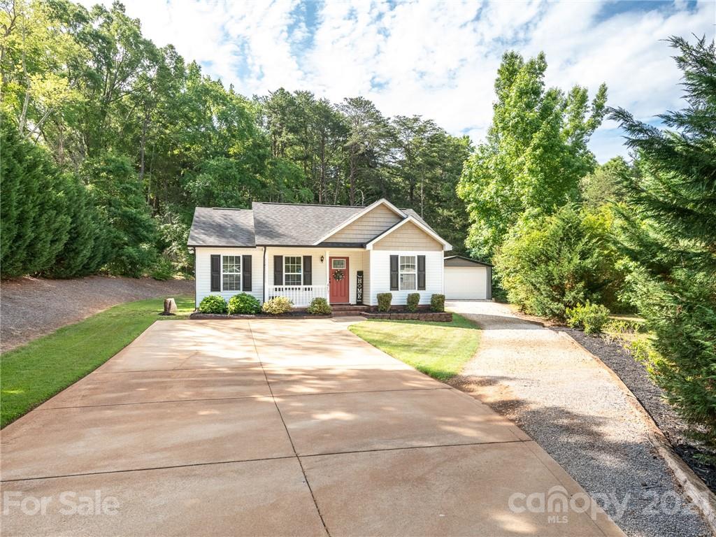 417 Old Speedway Drive NW Concord NC 28027
