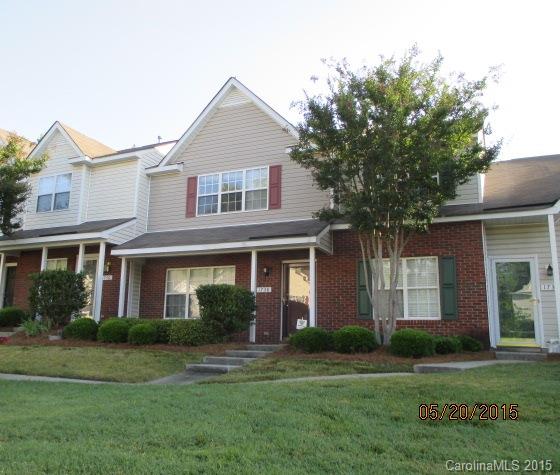 1738 Forest Side Lane Charlotte NC 28213