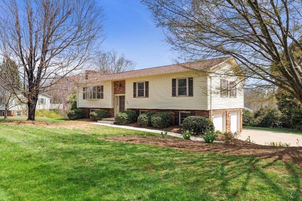 3808 22nd Street Court Ne Hickory NC 28601