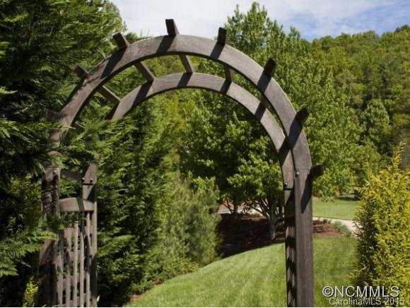 22 High Meadow Drive Weaverville NC 28787