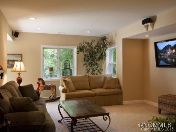 22 High Meadow Drive Weaverville NC 28787