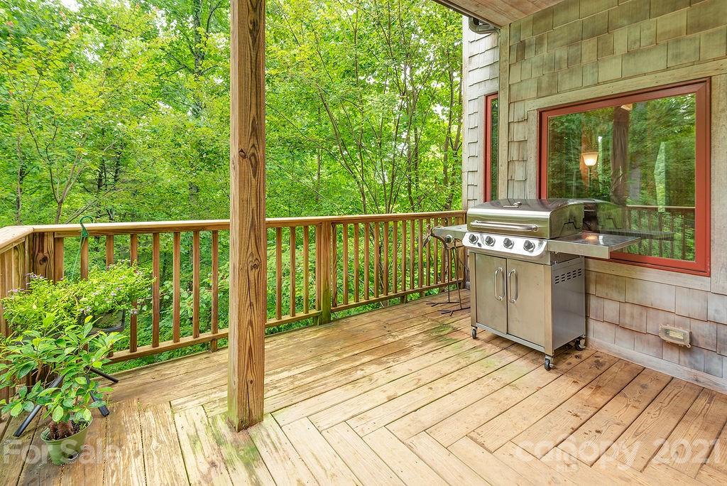 282 Merrills Chase Road Asheville NC 28803