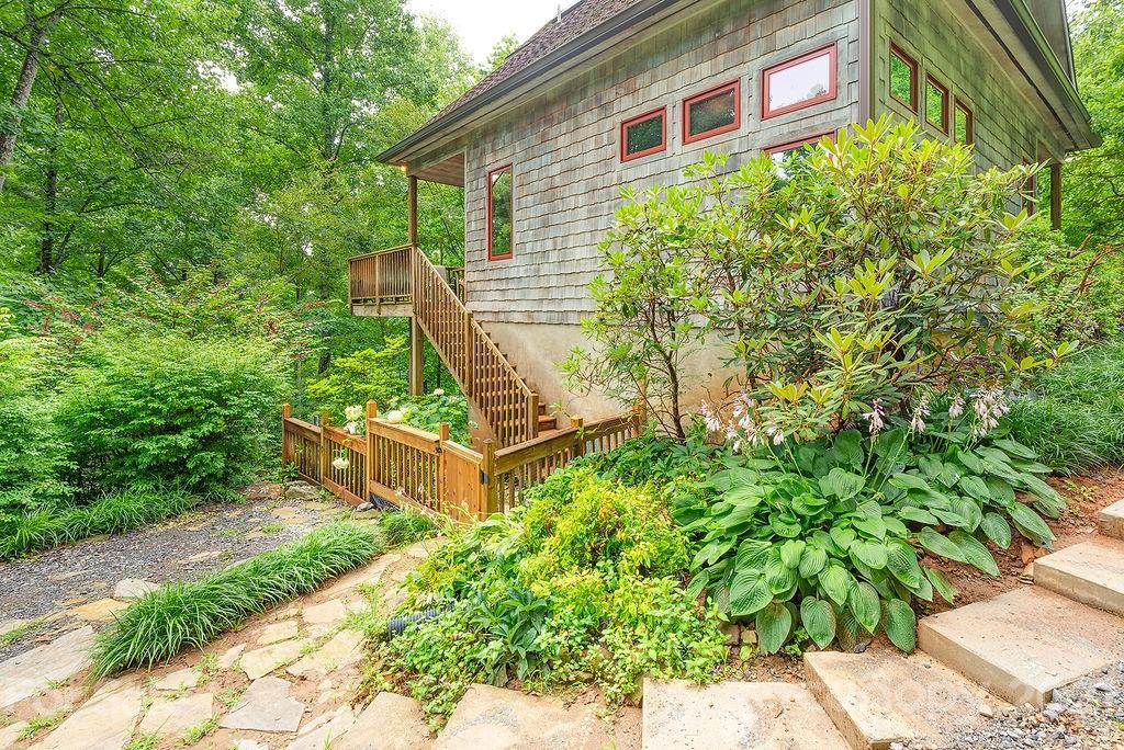 282 Merrills Chase Road Asheville NC 28803