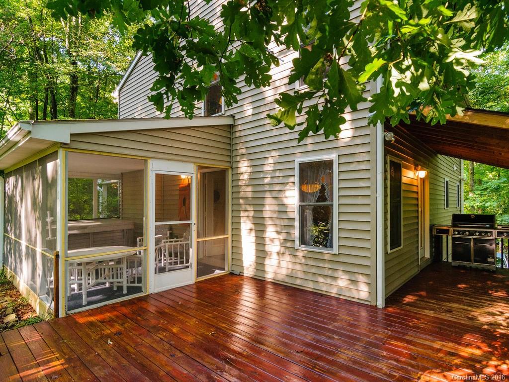 124 Carriage Drive Fairview NC 28730