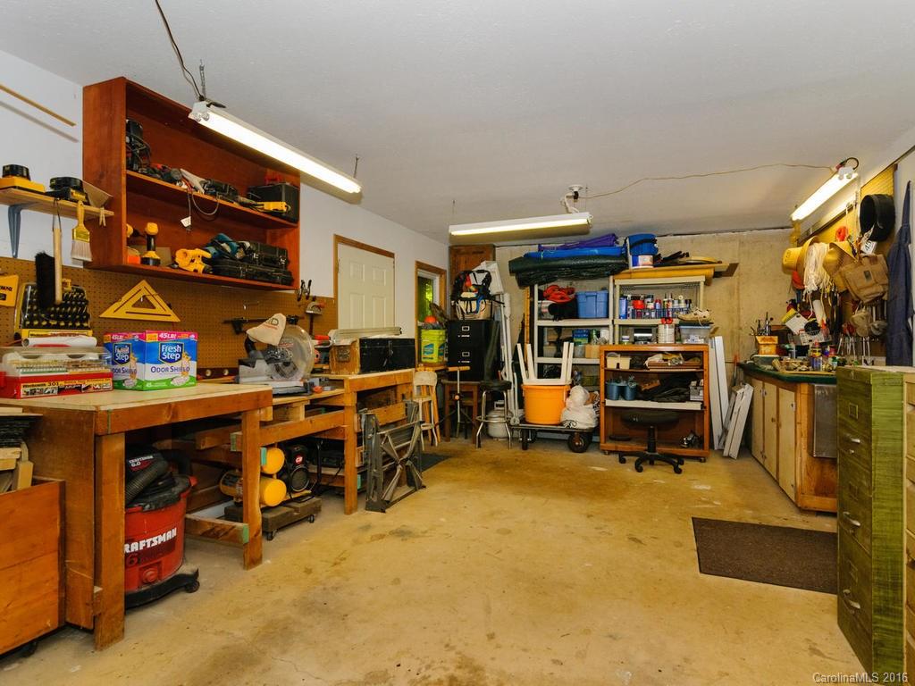 124 Carriage Drive Fairview NC 28730