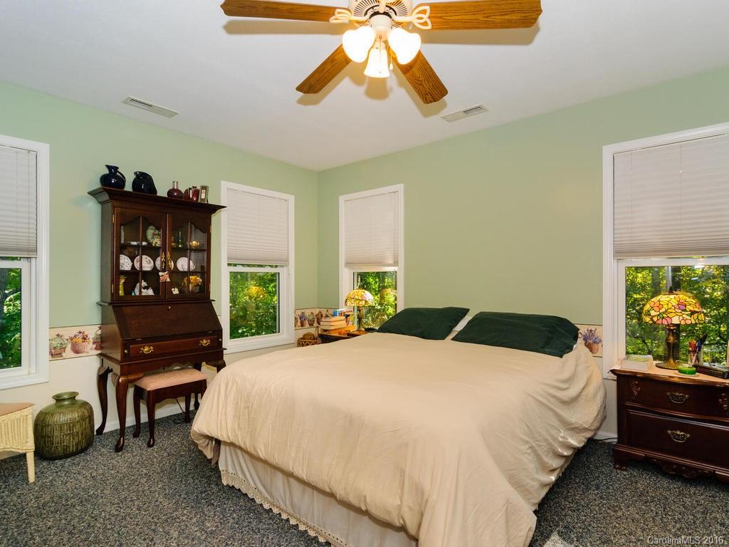 124 Carriage Drive Fairview NC 28730