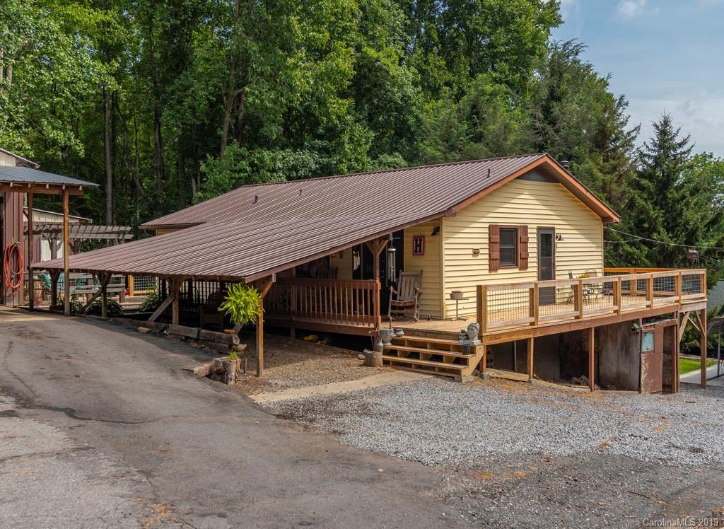 34 Bragg Lane Waynesville NC 28786