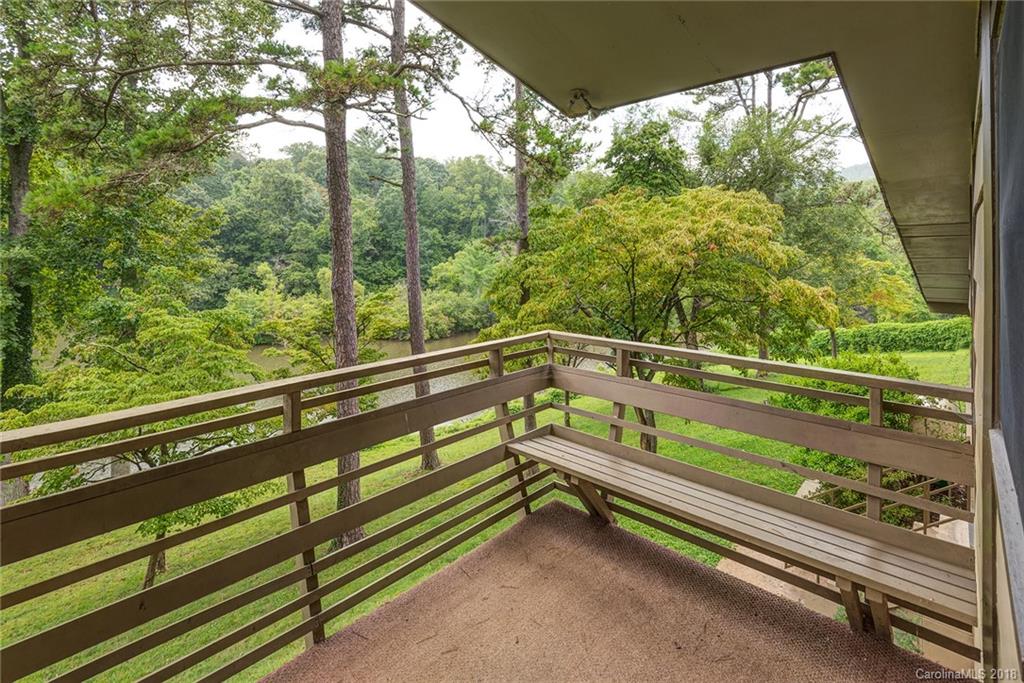 157 White Pine Drive Asheville NC 28805
