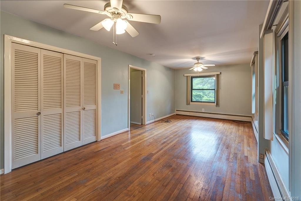 157 White Pine Drive Asheville NC 28805