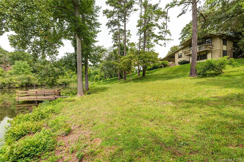 157 White Pine Drive Asheville NC 28805