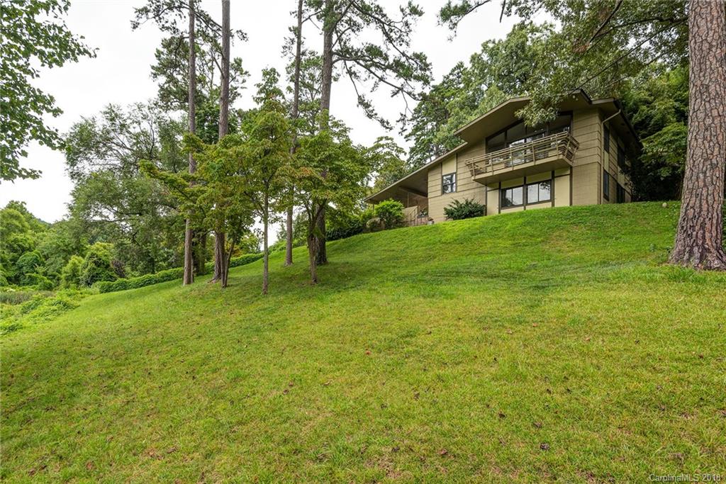 157 White Pine Drive Asheville NC 28805