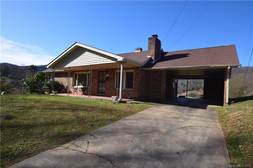 325 Beaverdam Loop Road Candler NC 28715
