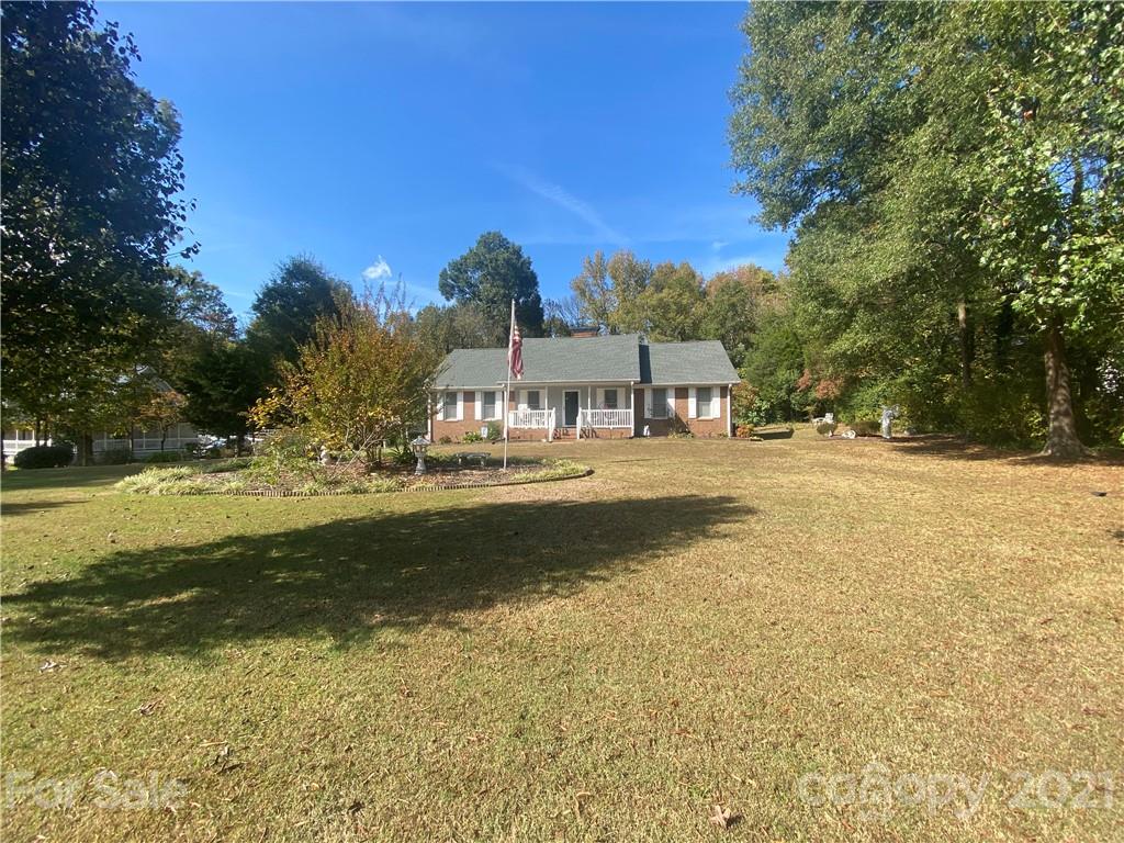 1525 Marlwood Circle Charlotte NC 28227