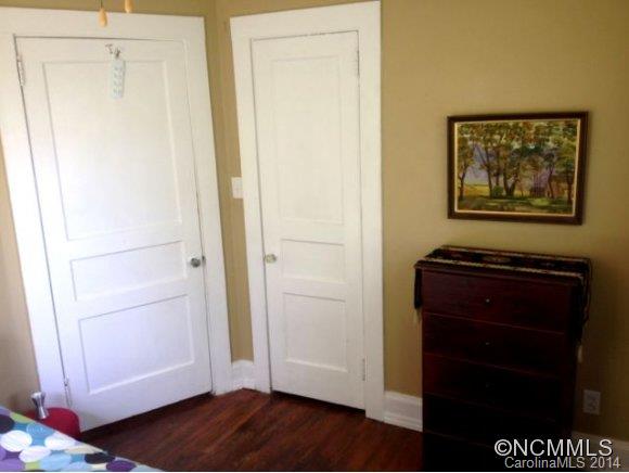 15 Lanvale Avenue Asheville NC 28806
