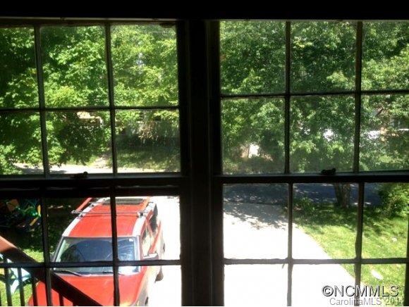 15 Lanvale Avenue Asheville NC 28806