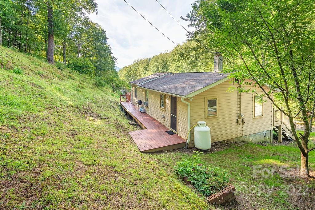 127 Dock Branch Road Barnardsville NC 28709
