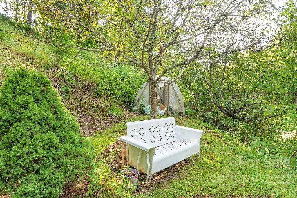 127 Dock Branch Road Barnardsville NC 28709