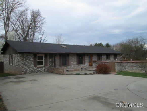835 Sand Hill Road Asheville NC 28806