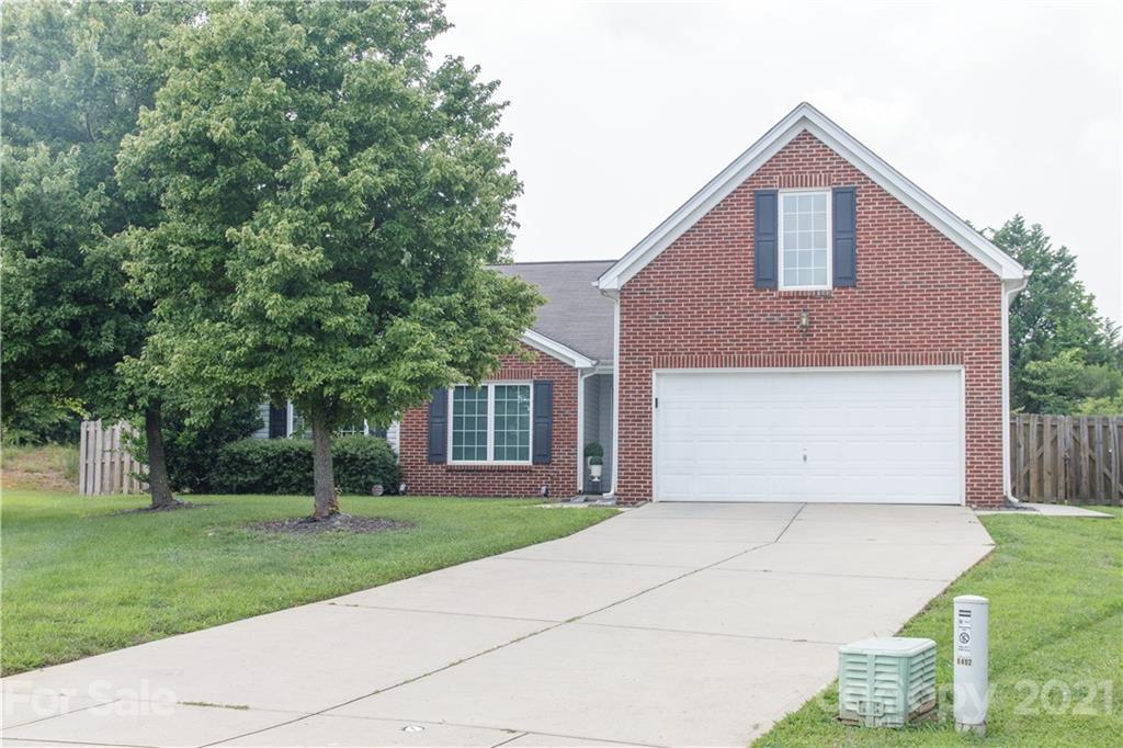 8406 Angwin Place Charlotte NC 28262