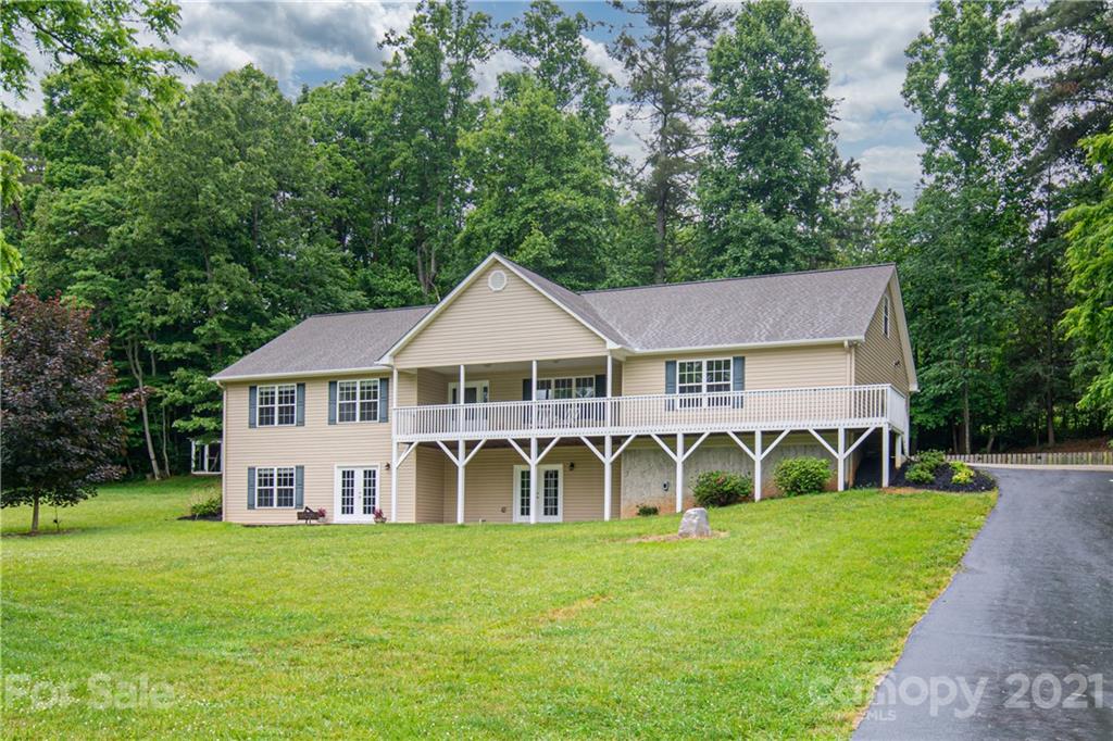 144 Ayers Road Weaverville NC 28787
