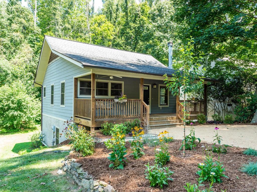 33 Melbourne Place Asheville NC 28801