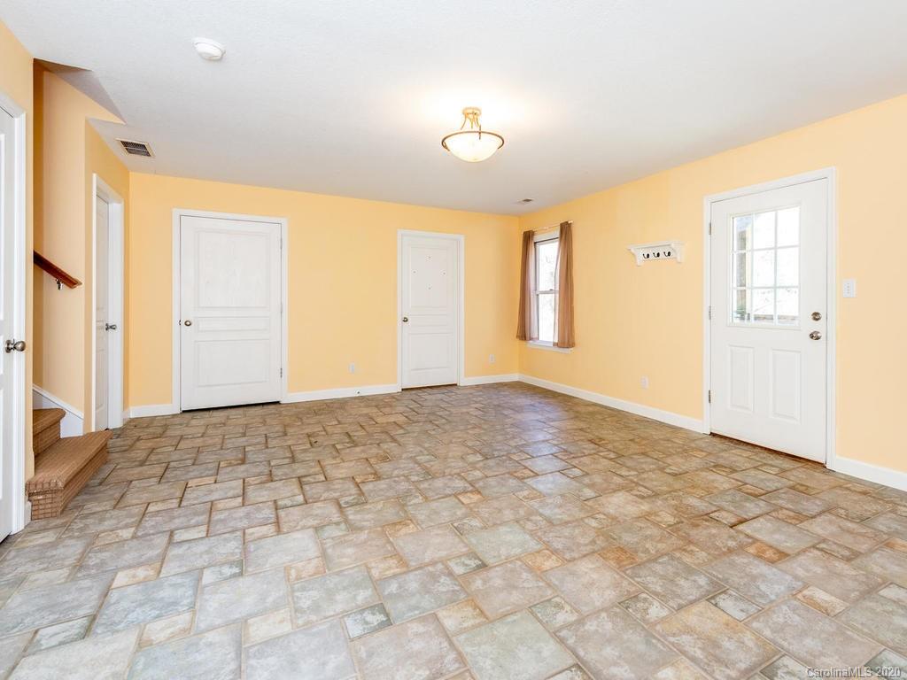 33 Melbourne Place Asheville NC 28801