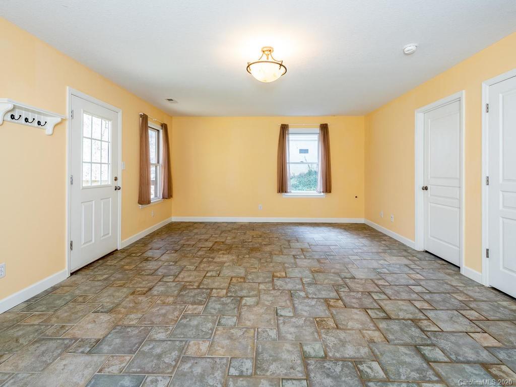 33 Melbourne Place Asheville NC 28801