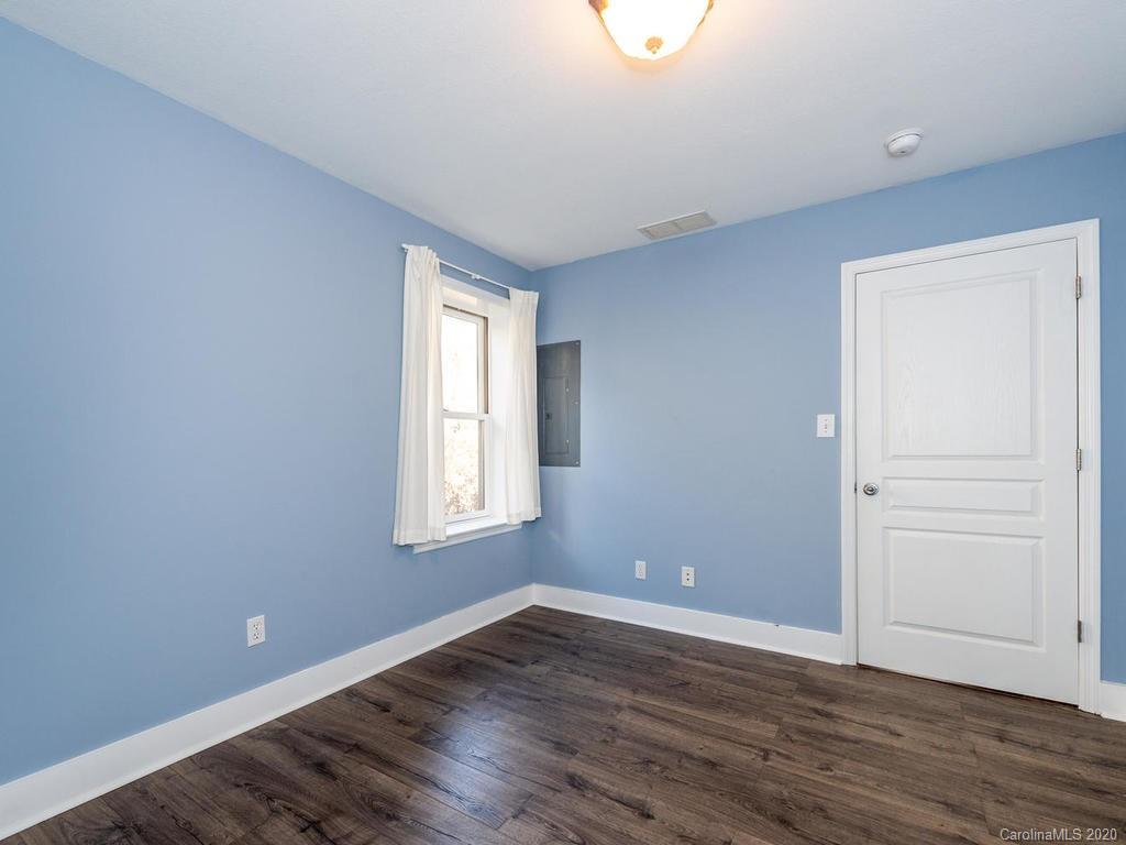 33 Melbourne Place Asheville NC 28801
