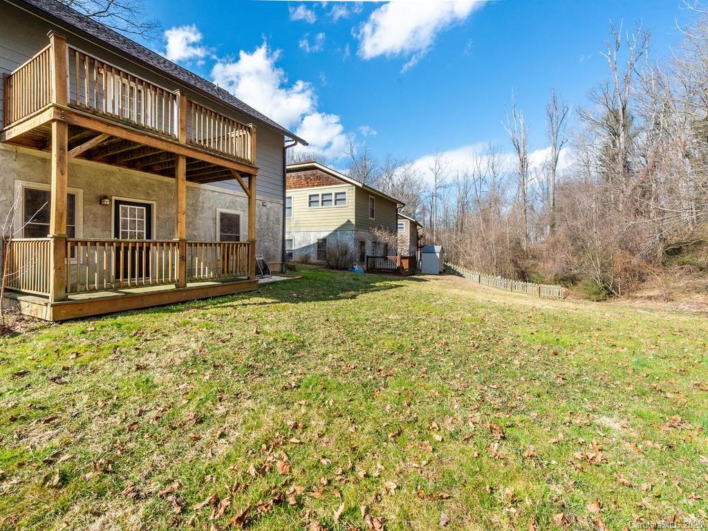 33 Melbourne Place Asheville NC 28801