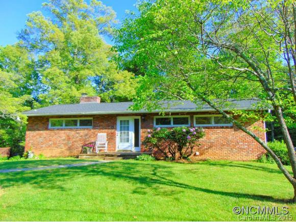 29 Deanwood Circle Asheville NC 28803