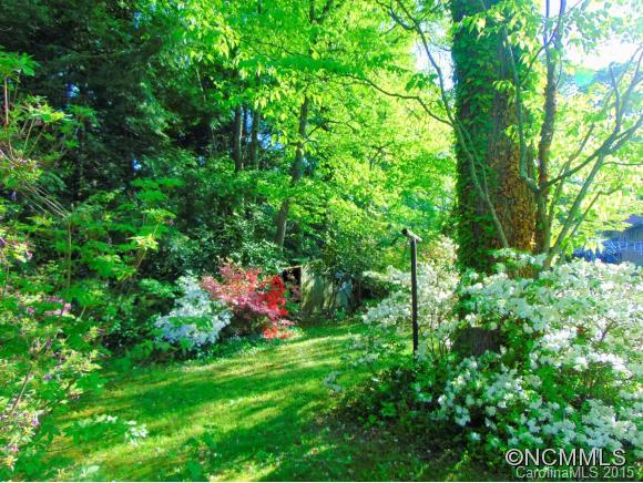 29 Deanwood Circle Asheville NC 28803
