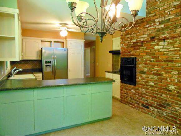 29 Deanwood Circle Asheville NC 28803