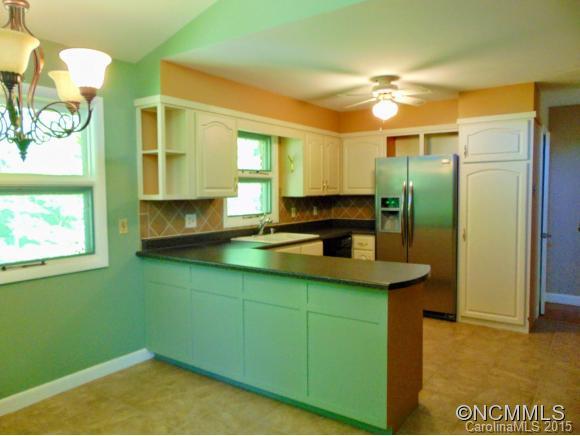 29 Deanwood Circle Asheville NC 28803