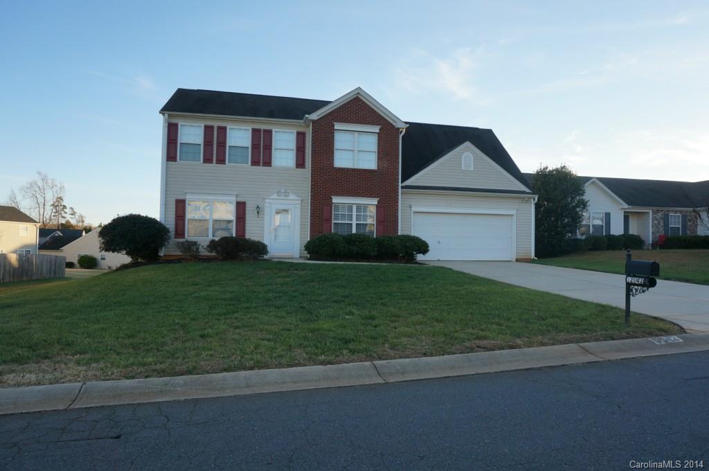 12142 Harpley Court Charlotte NC 28215