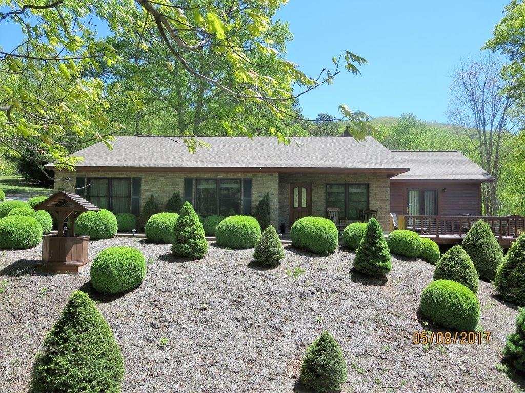 3261 Halls Chapel Road Burnsville NC 28714