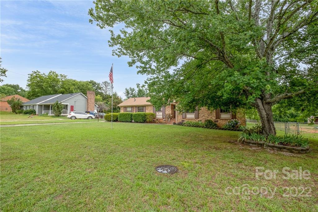 8623 Sunflower Road Charlotte NC 28227