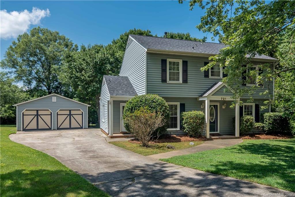 721 Barksdale Circle Charlotte NC 28270