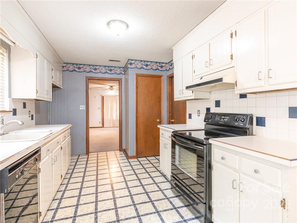 4601 Butterwick Lane Charlotte NC 28212
