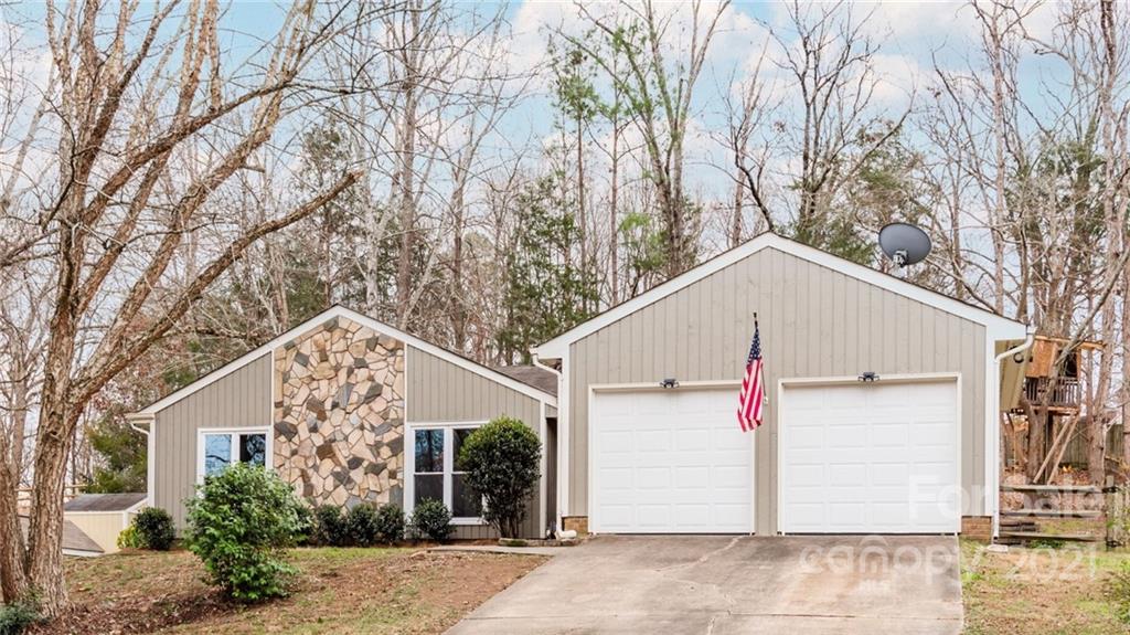 11834 Post Ridge Court Charlotte NC 28226