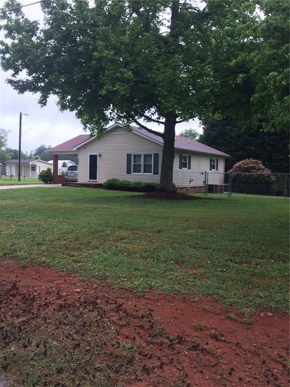 589 Heritage Farm Road Hickory NC 28601