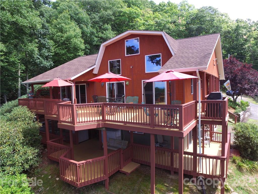 2285 Moonshine Mountain Road Burnsville NC 28714
